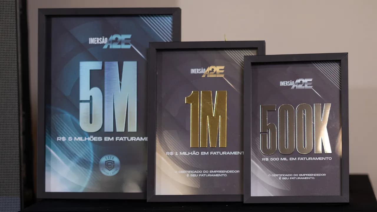 Placa de Faturamento R$1M+